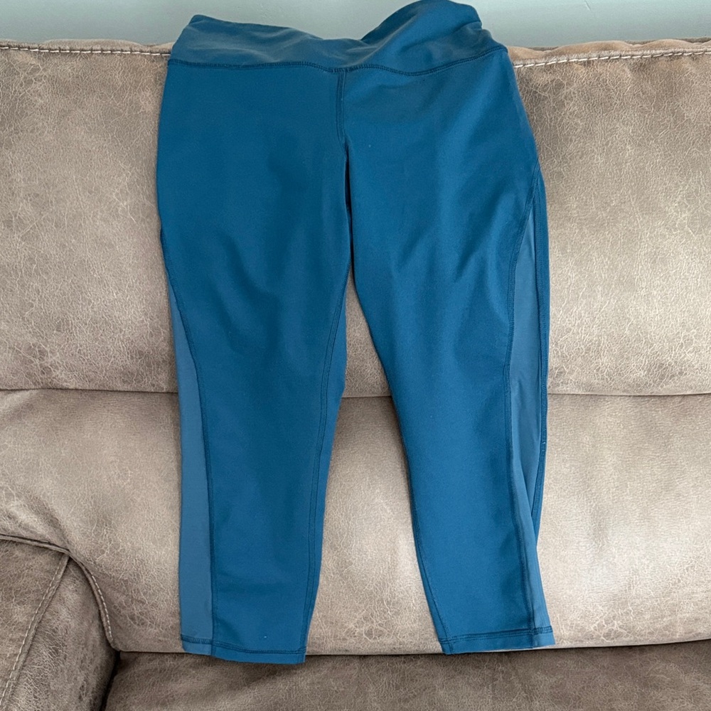 Old Navy Blue Crop Leggings